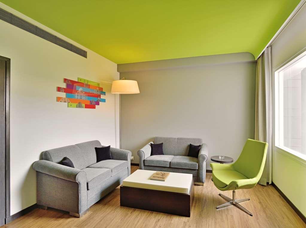 Park Inn By Radisson New Delhi Lajpat Nagar Habitación foto
