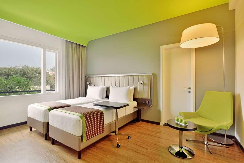Park Inn By Radisson New Delhi Lajpat Nagar Habitación foto